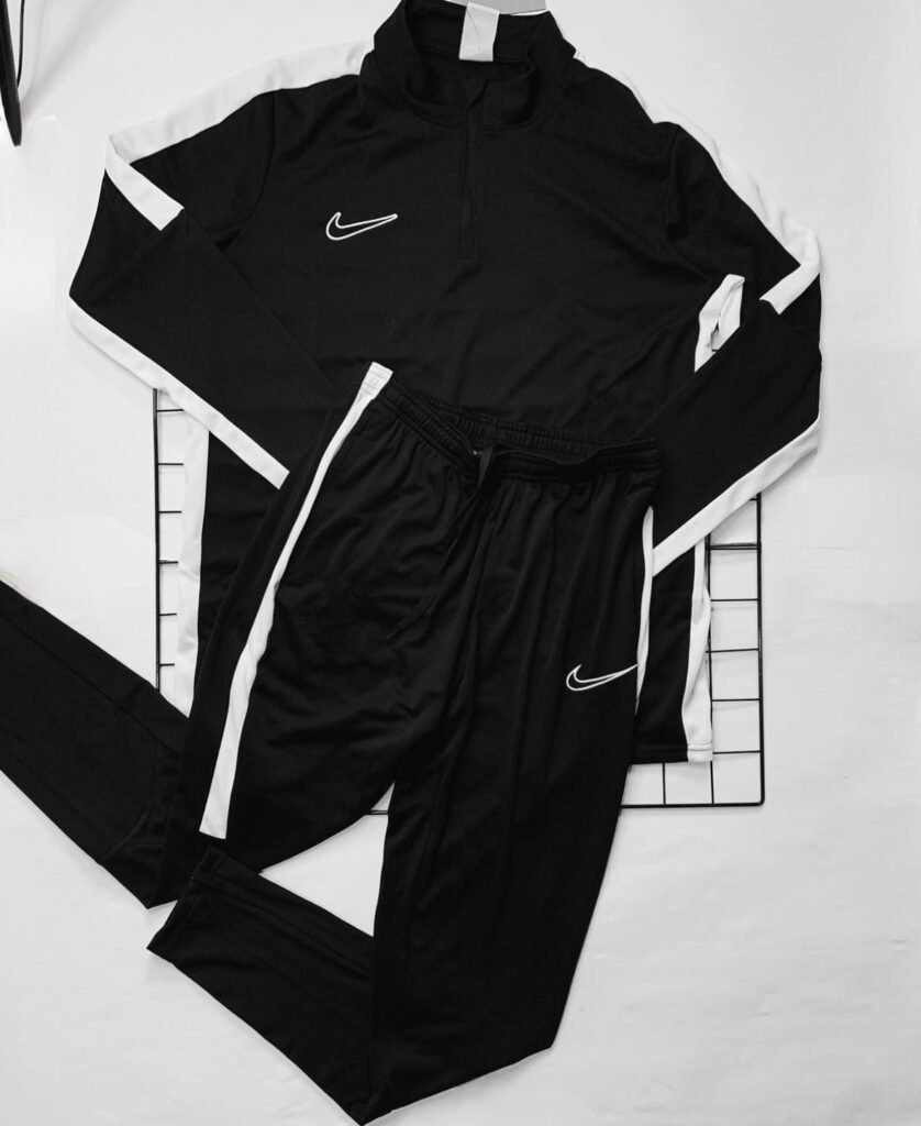Conjunto  Academy