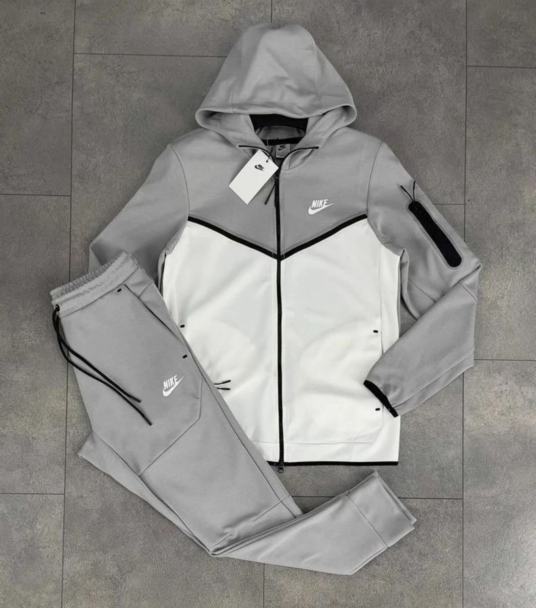 Conjunto Tech Fleece