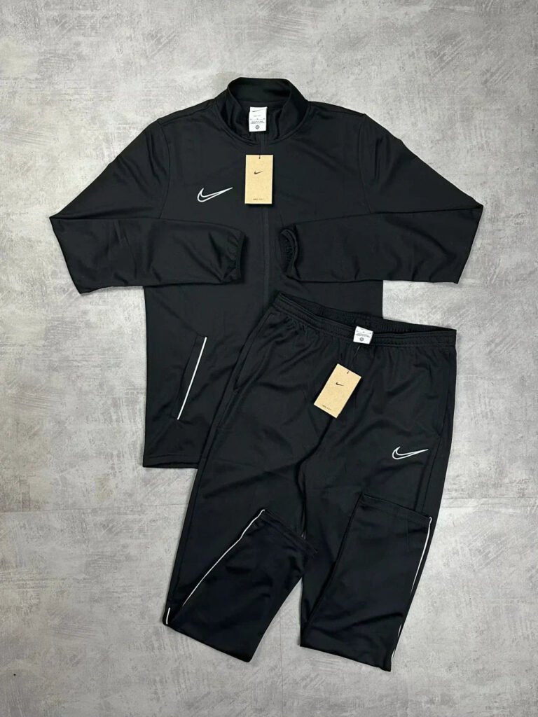 Conjunto  Dri-Fit 2021 (Branco e Preto)