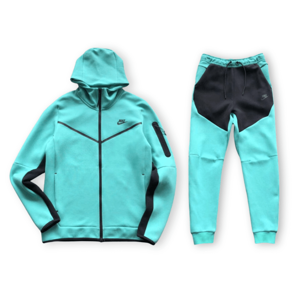 Conjunto Sportswear Tech Fleece